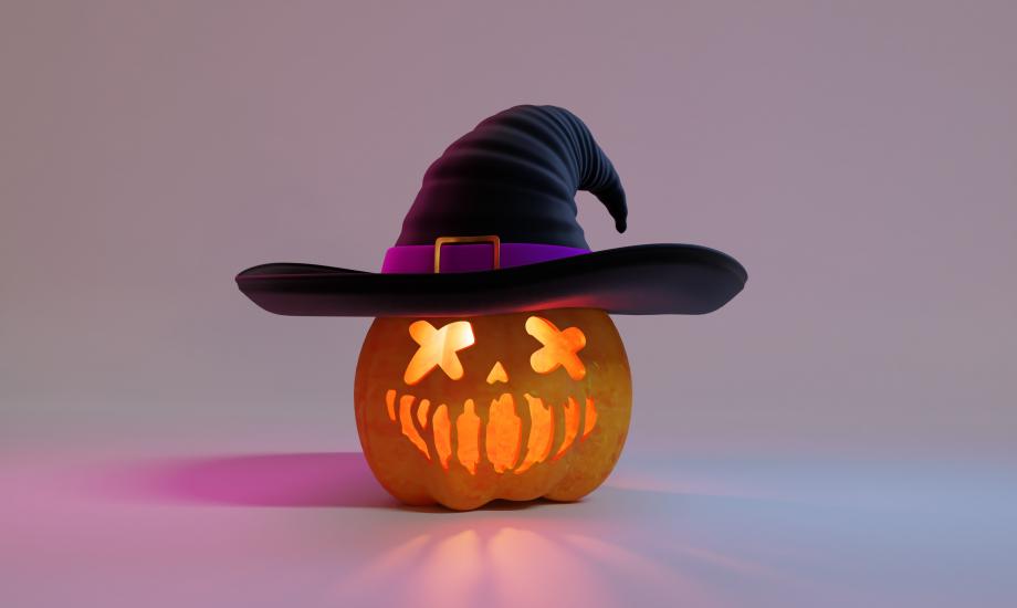 Pumpkin with a witch hat 